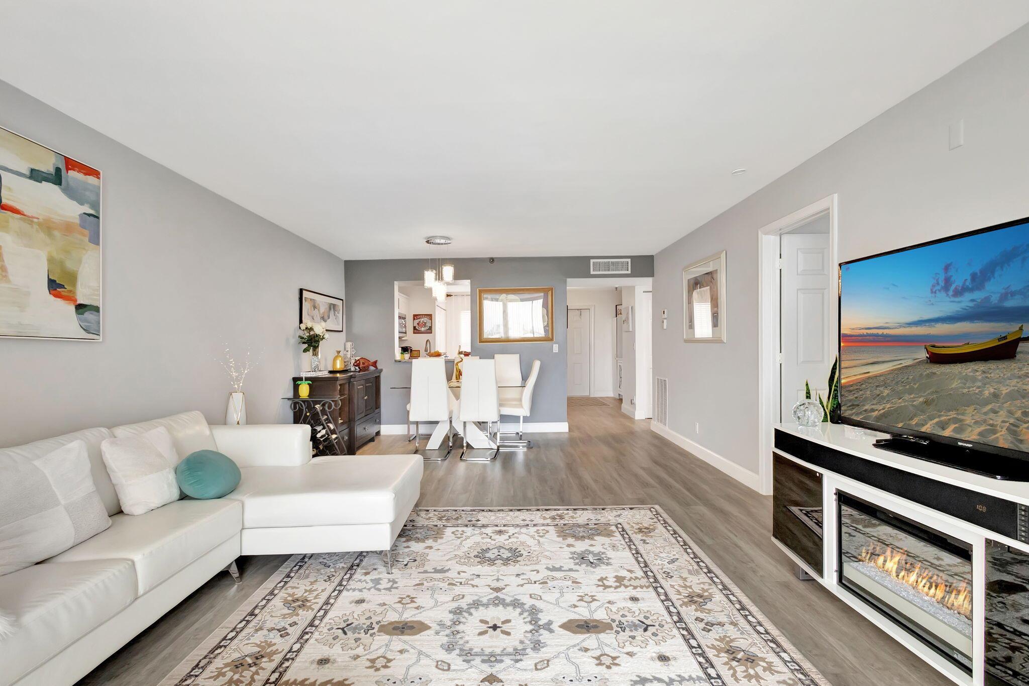 14575 Bonaire Boulevard 305