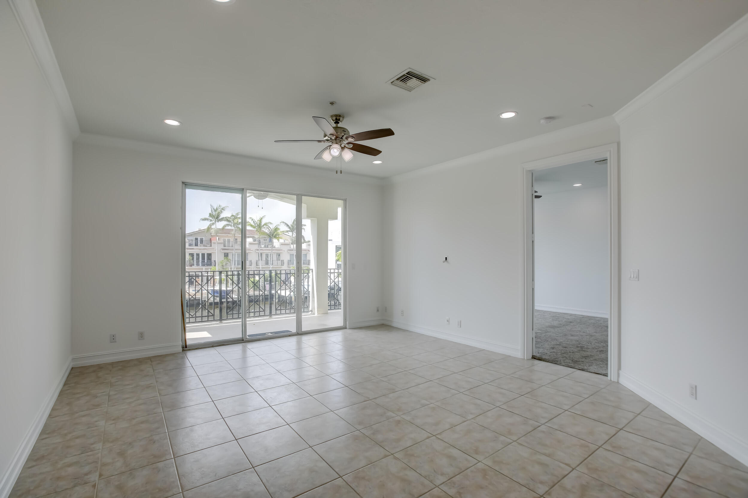 2720 NE 15th Street 203