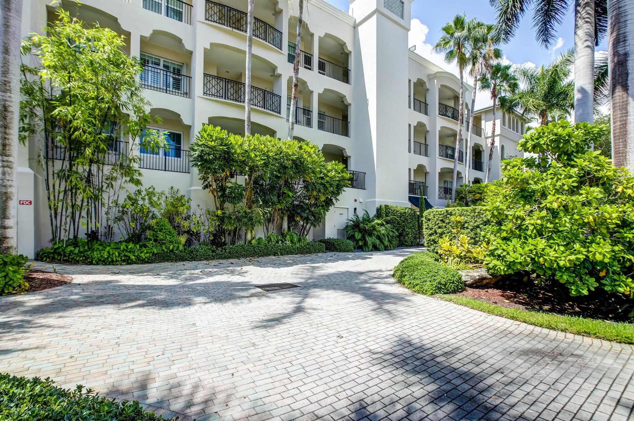 2720 NE 15th Street 203