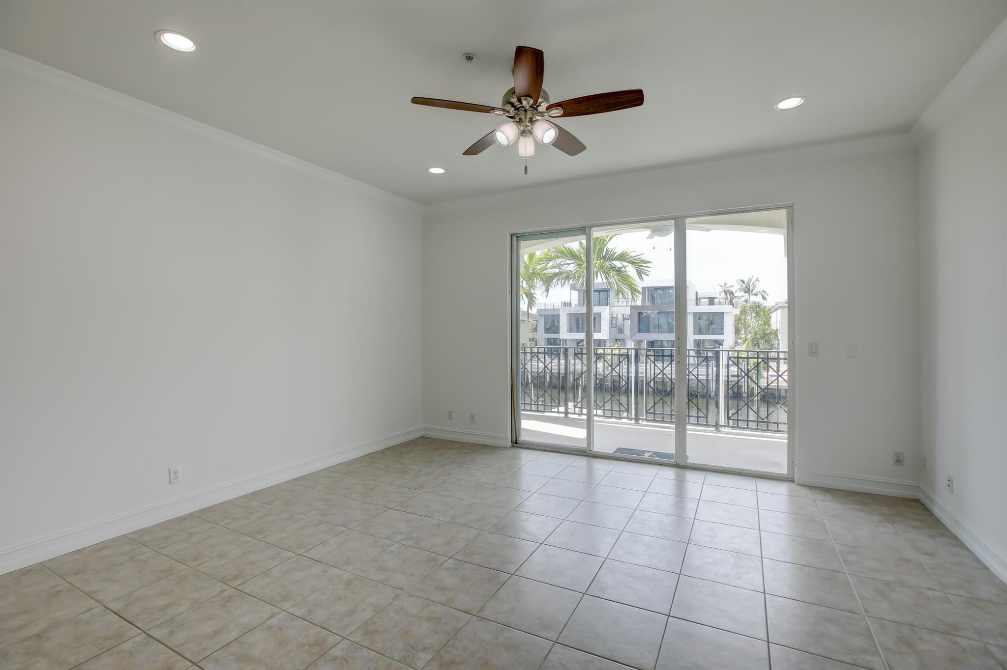 2720 NE 15th Street 203