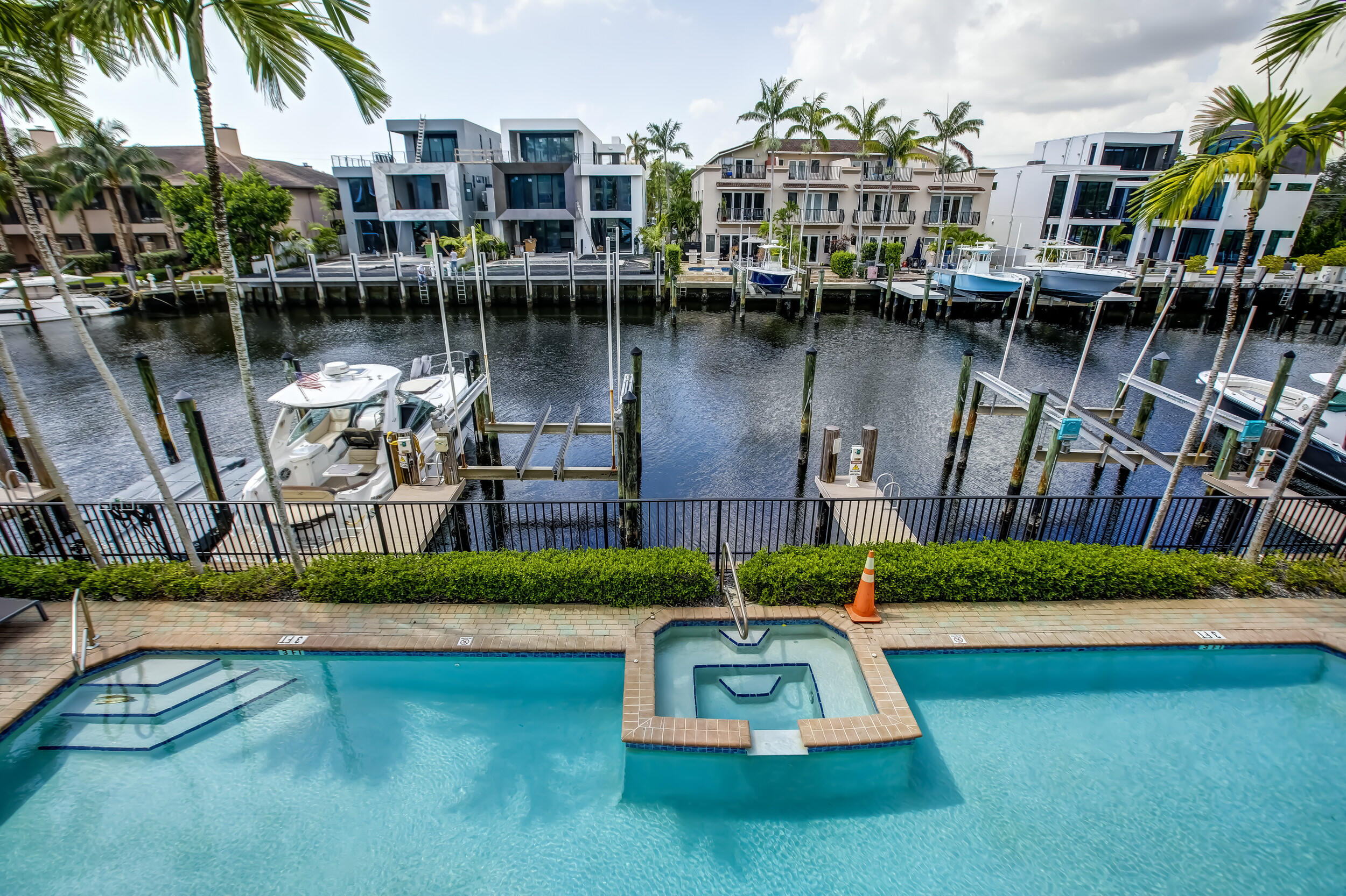 2720 NE 15th Street 203