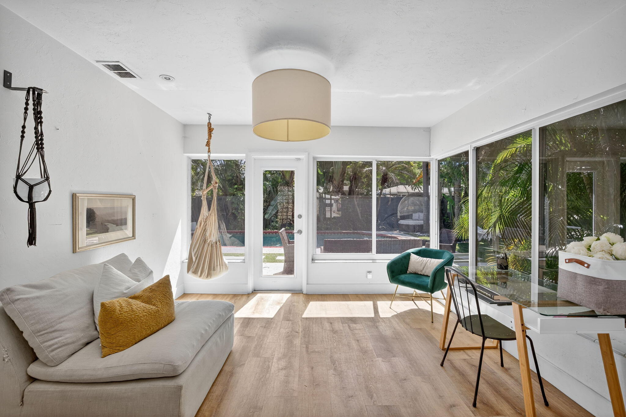 554 NW 45th Court