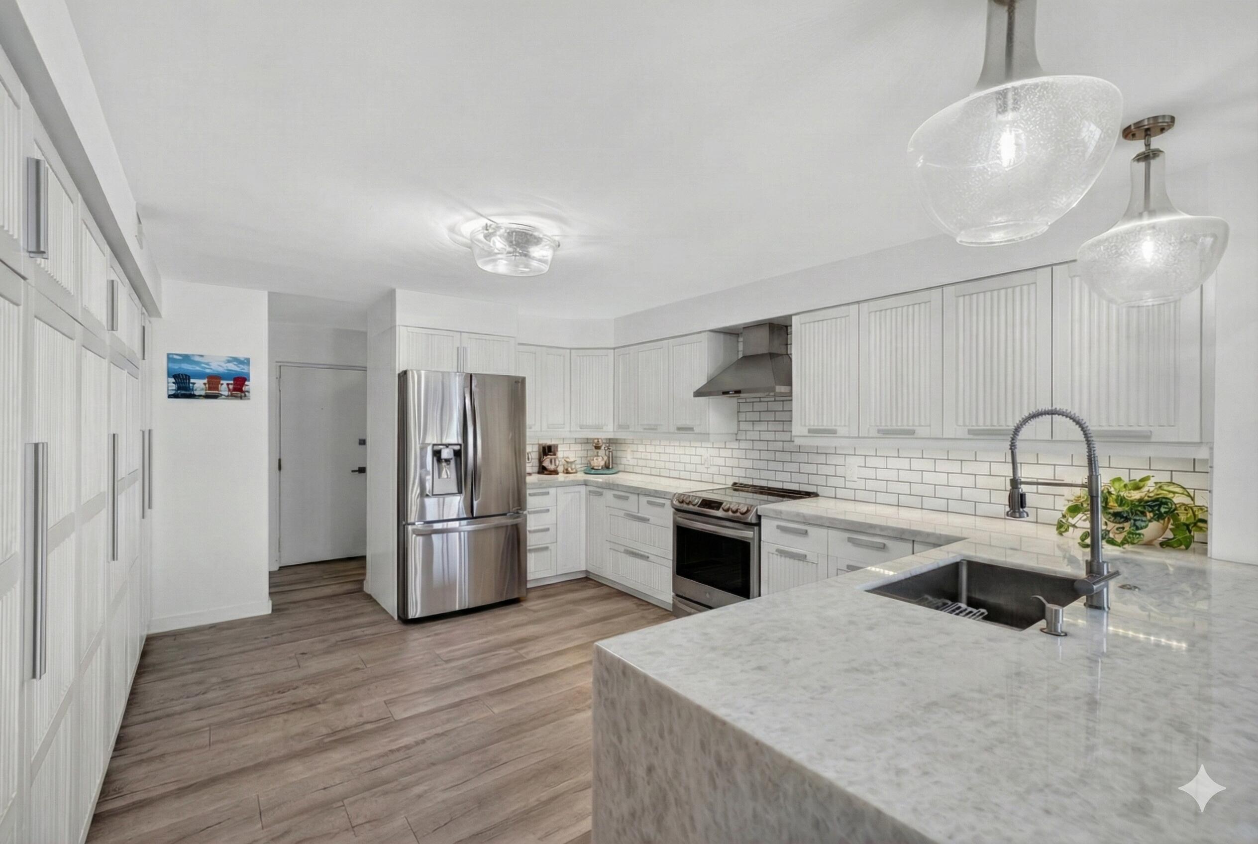 777 Bayshore Drive 1003