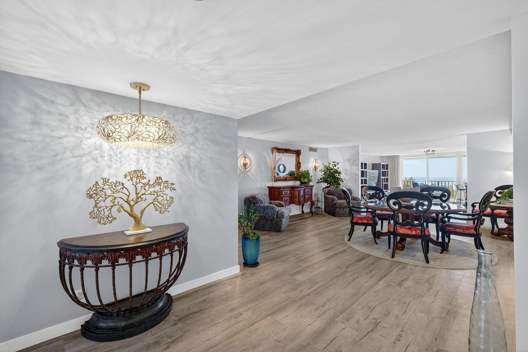 777 Bayshore Drive 1003