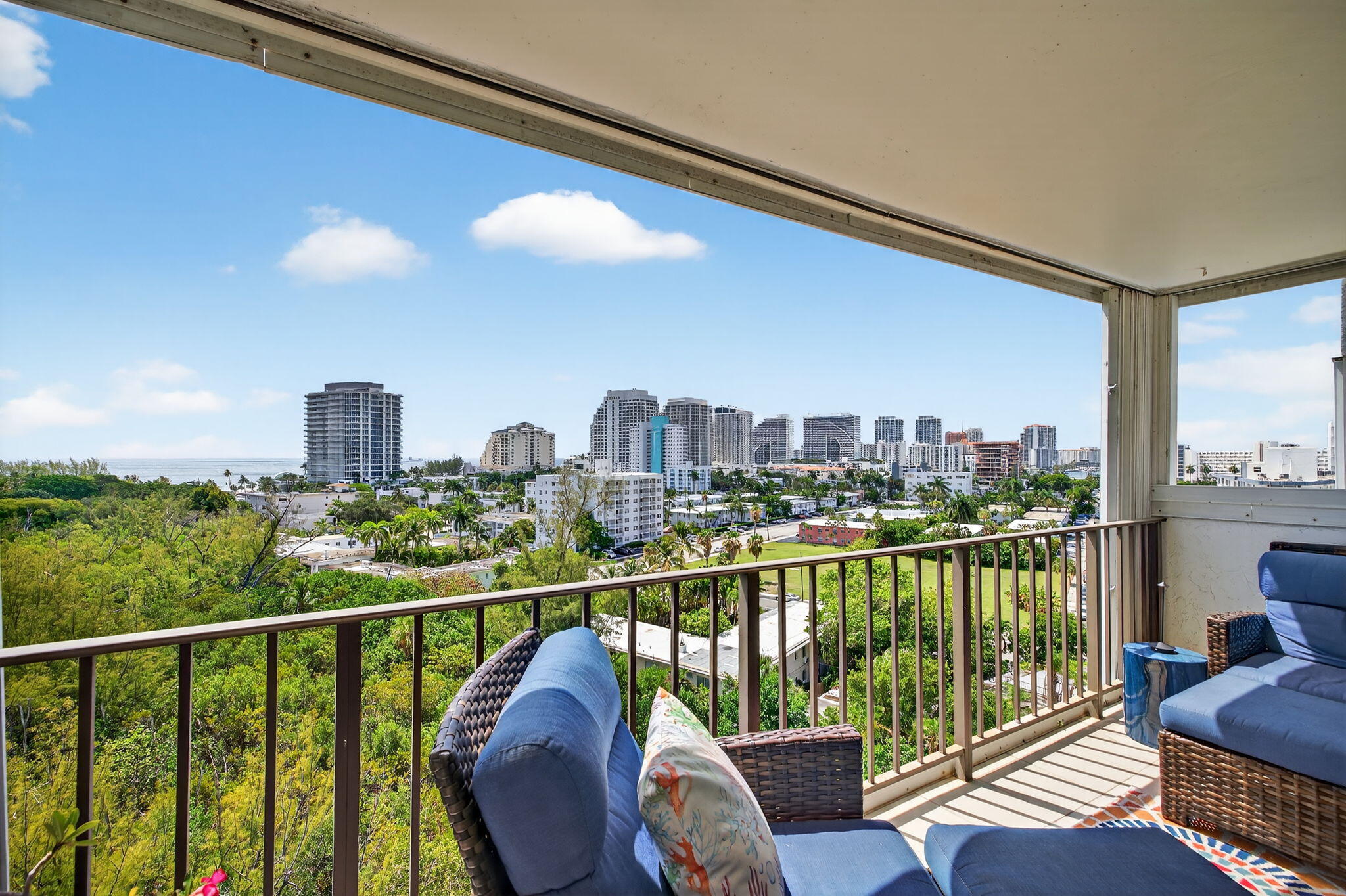 777 Bayshore Drive 1003