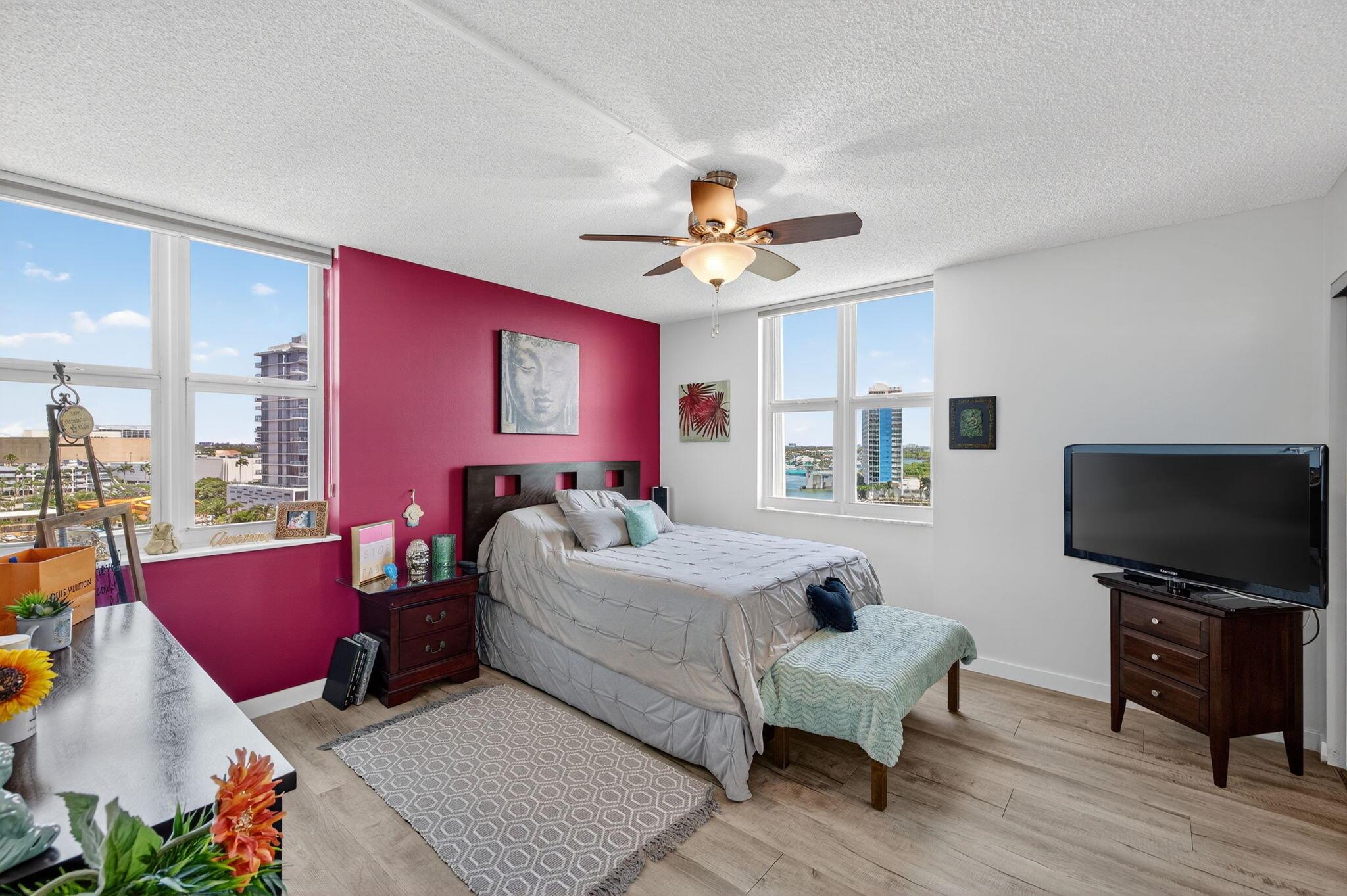 777 Bayshore Drive 1003