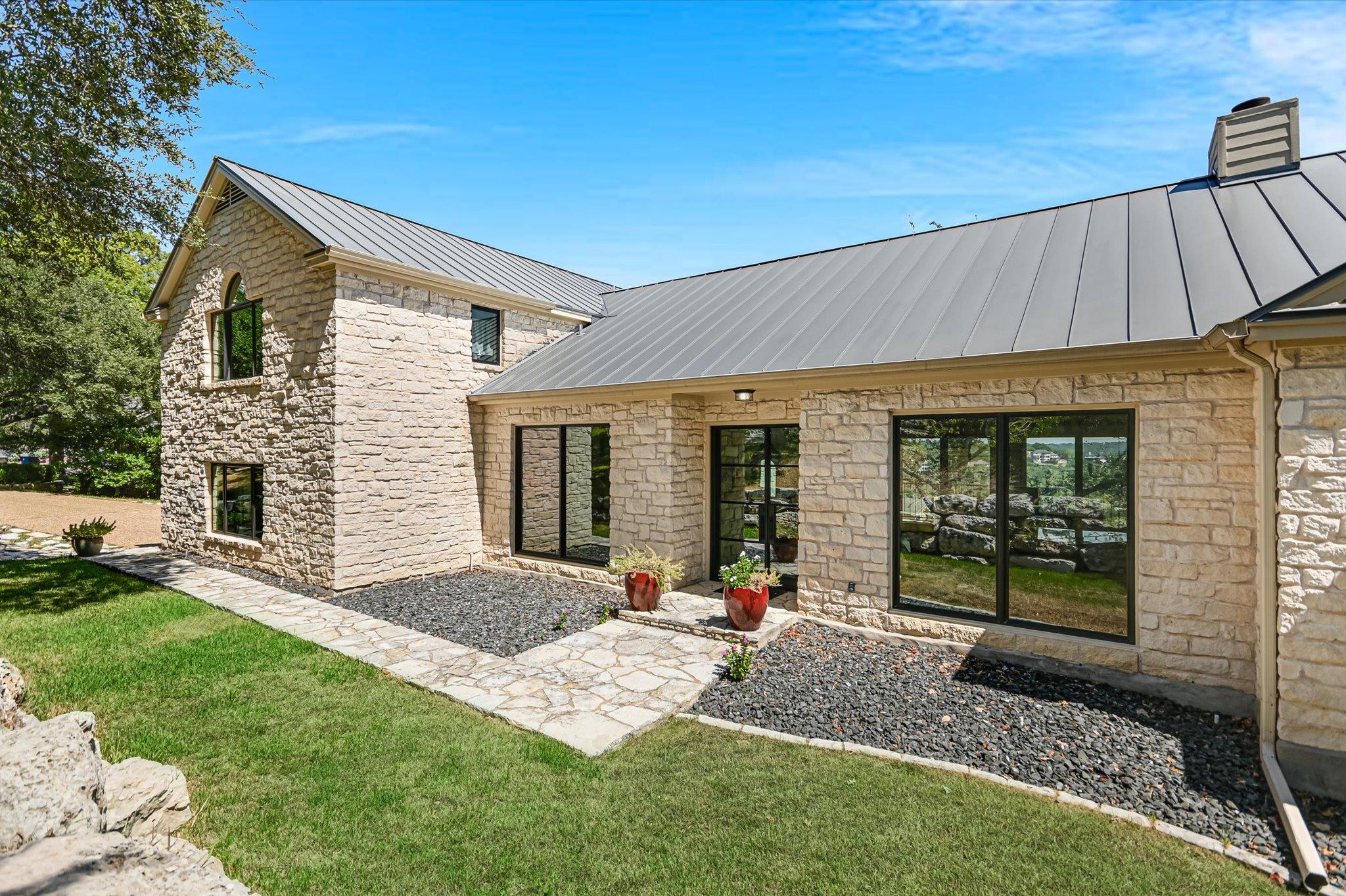3309 Riva Ridge RD