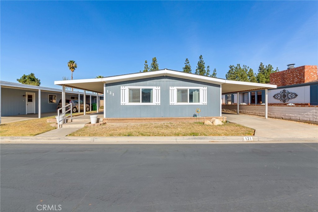 13381 Magnolia Avenue 121