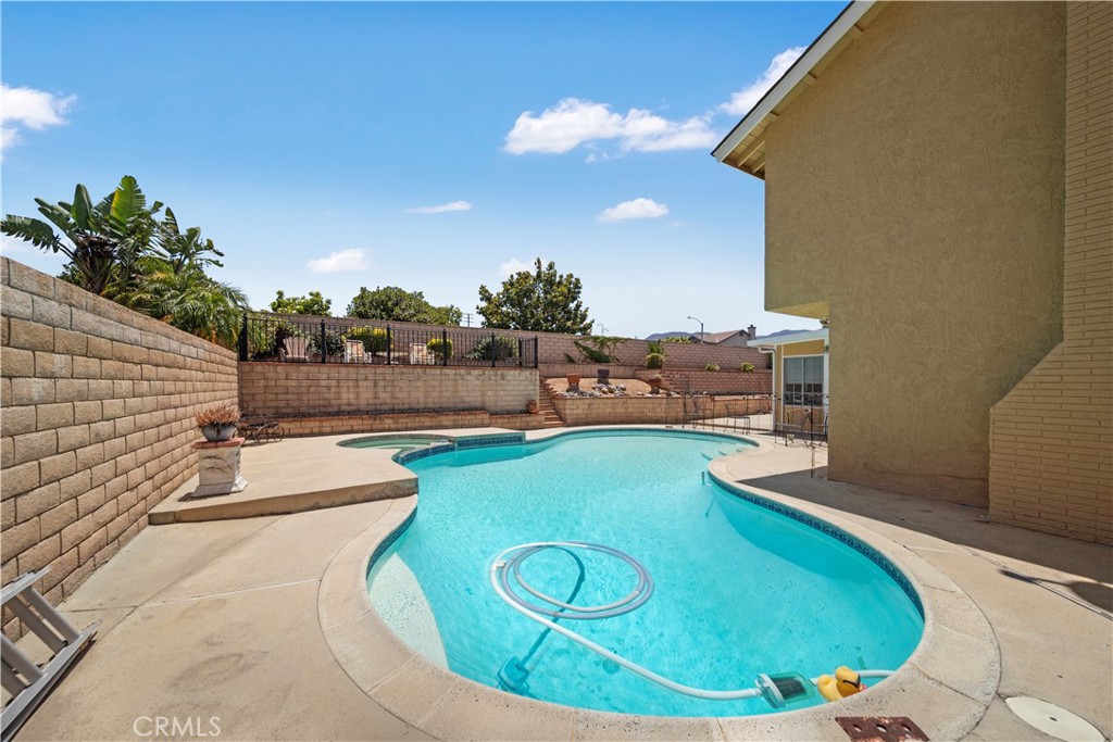 1142 Daisy Circle