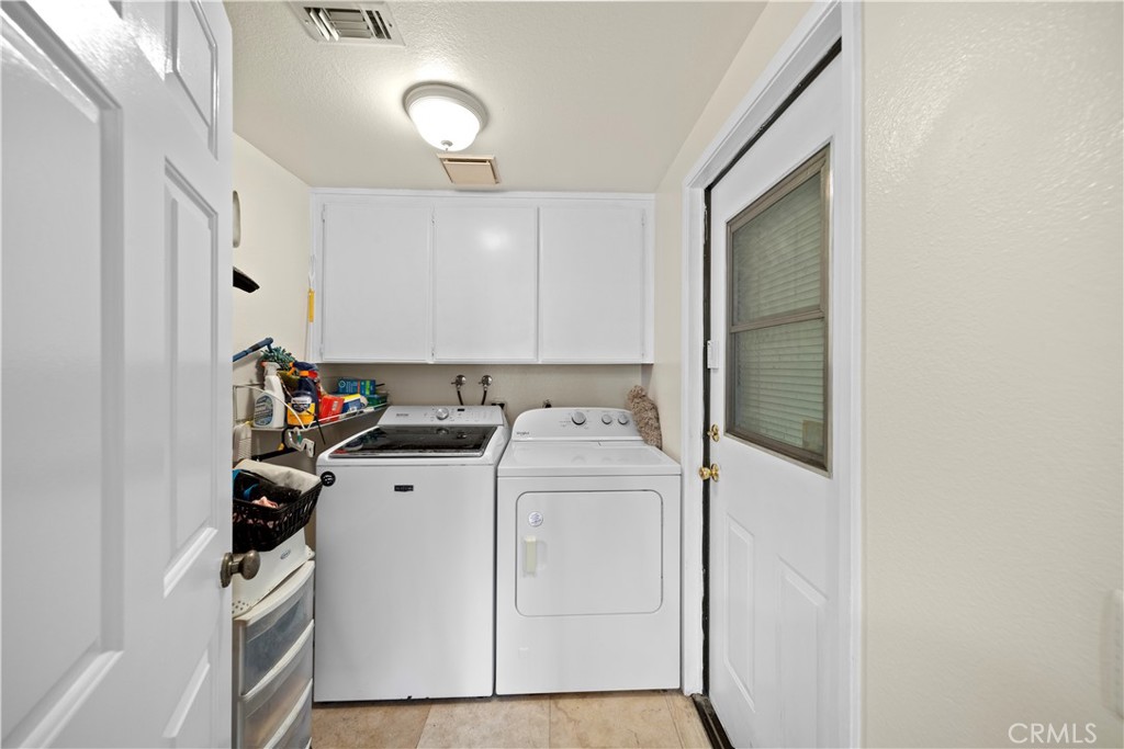 1142 Daisy Circle