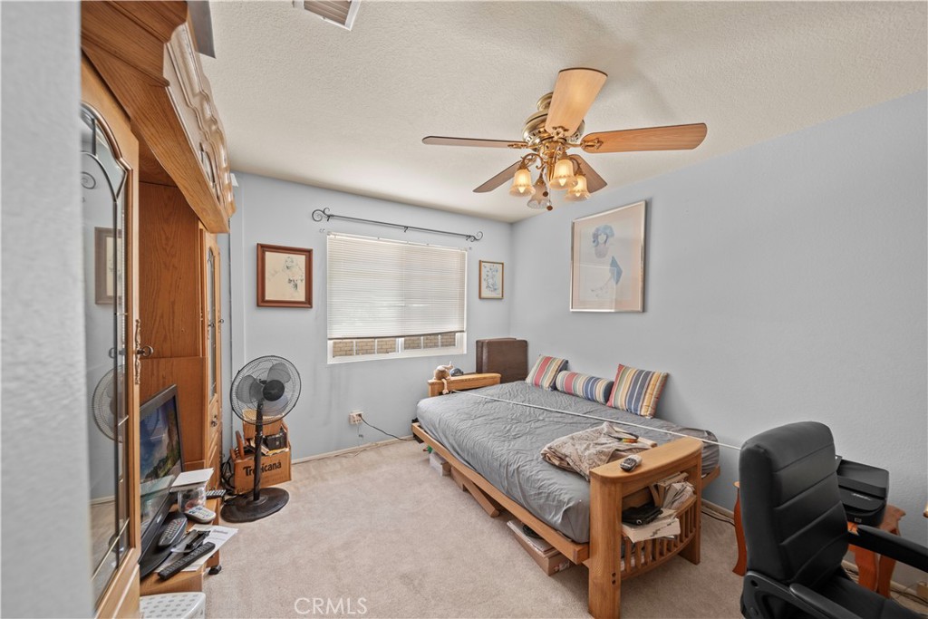 1142 Daisy Circle