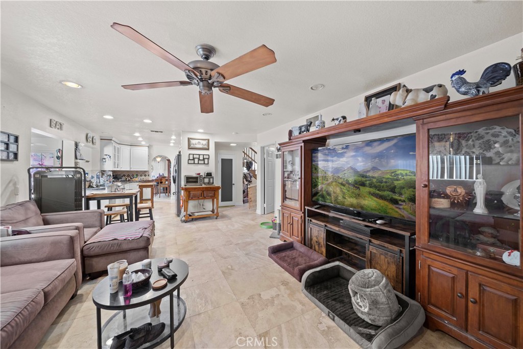 1142 Daisy Circle