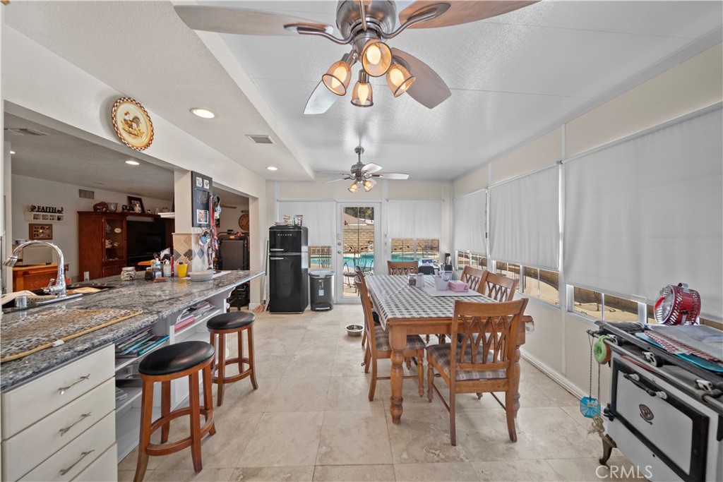 1142 Daisy Circle