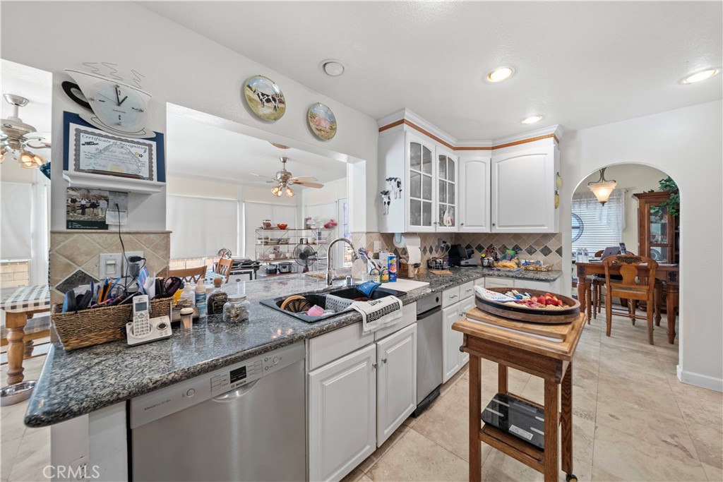 1142 Daisy Circle