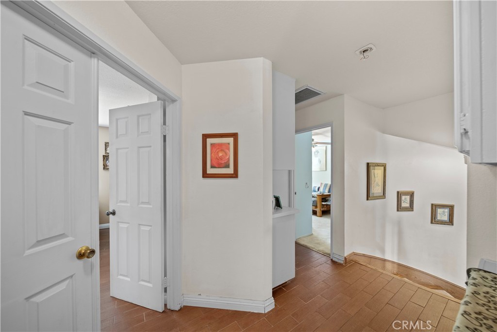 1142 Daisy Circle