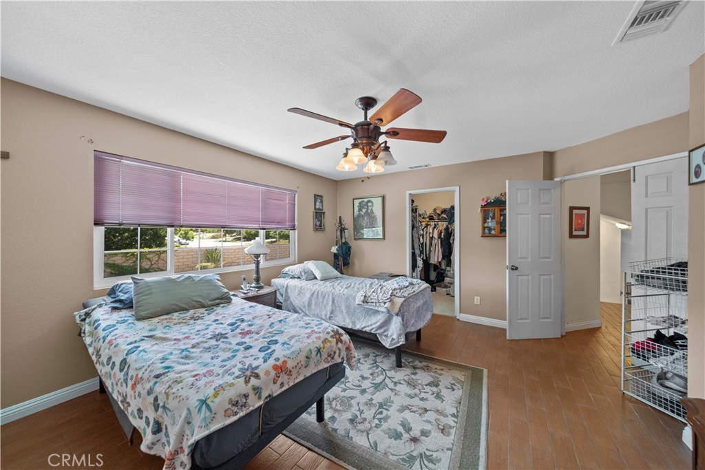 1142 Daisy Circle