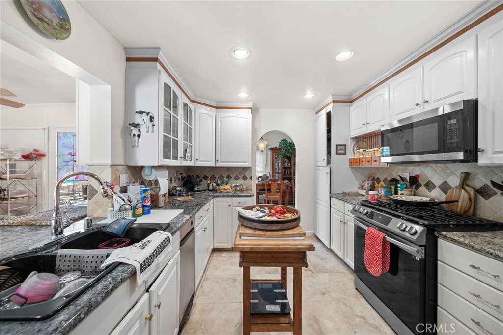 1142 Daisy Circle