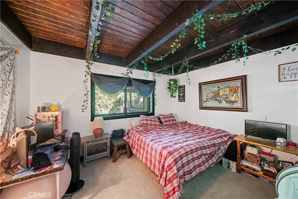 180 27 Grass Valley