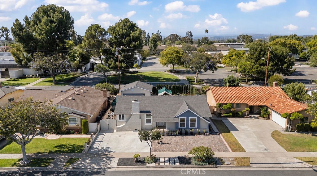 7083 Santa Rita