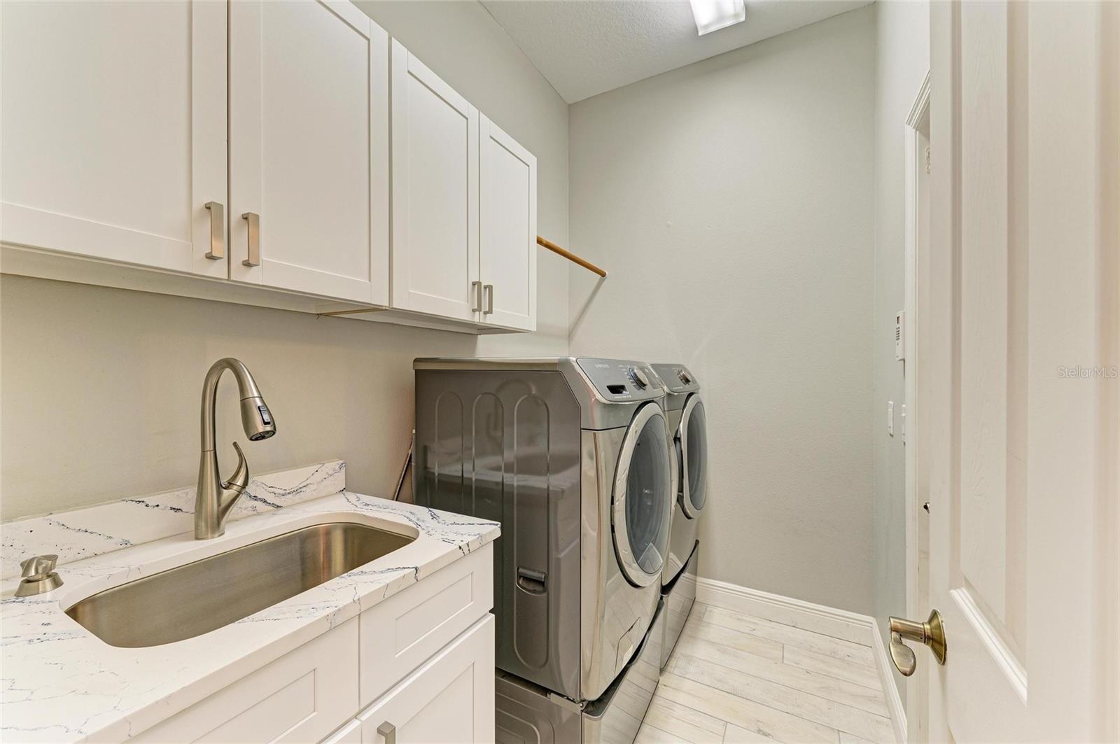 12175 MAPLE RIDGE DR