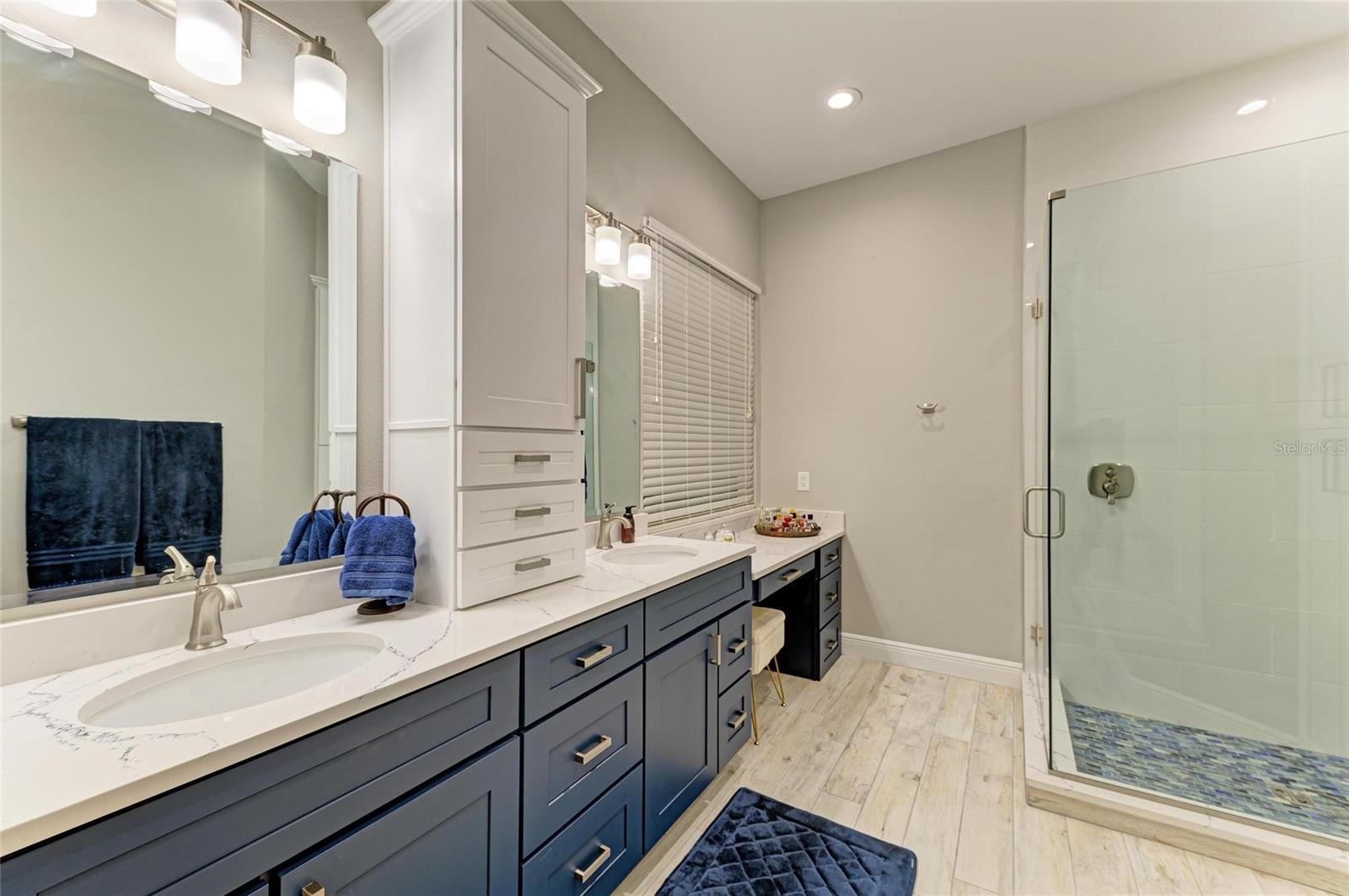 12175 MAPLE RIDGE DR