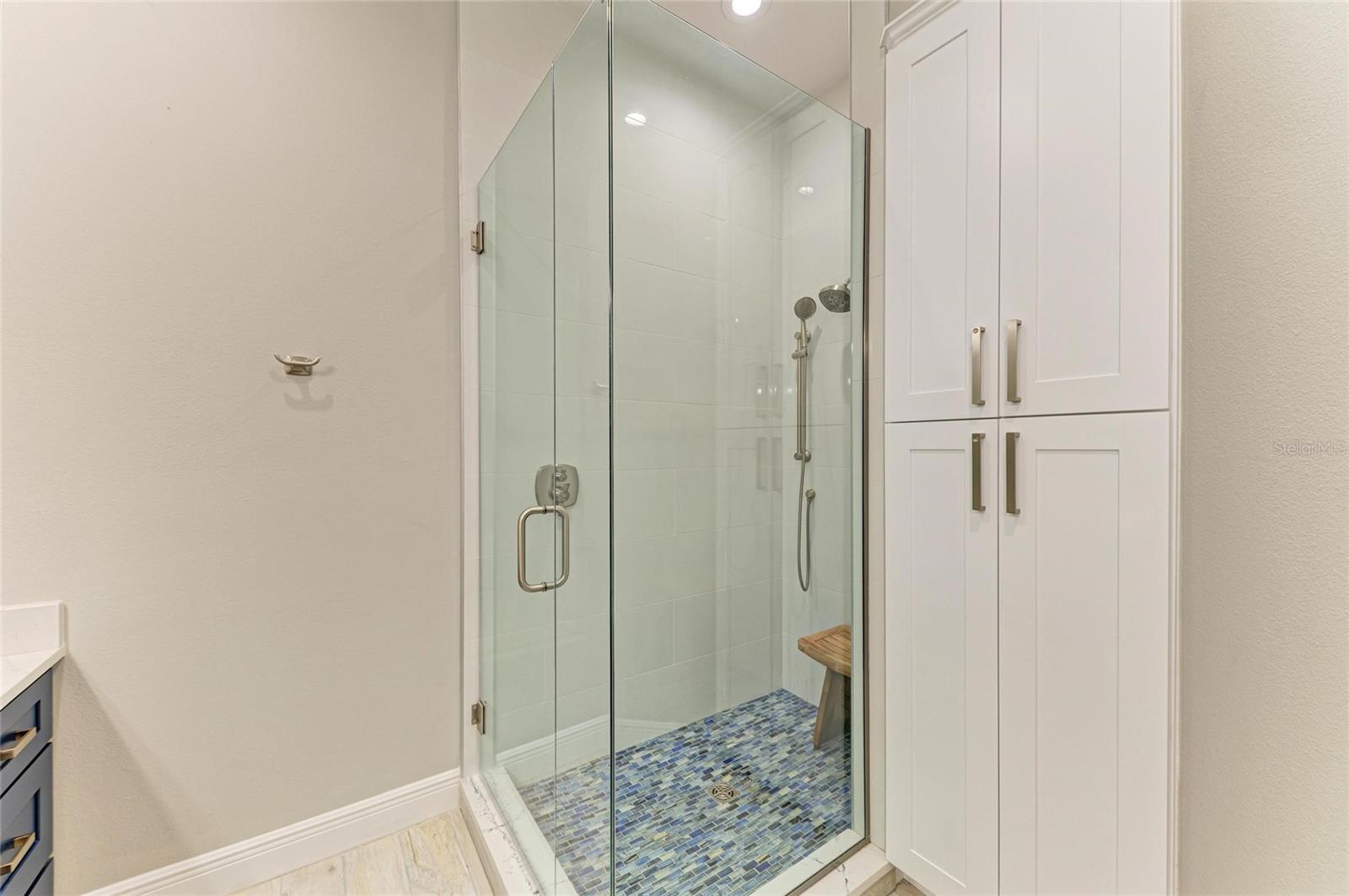 12175 MAPLE RIDGE DR