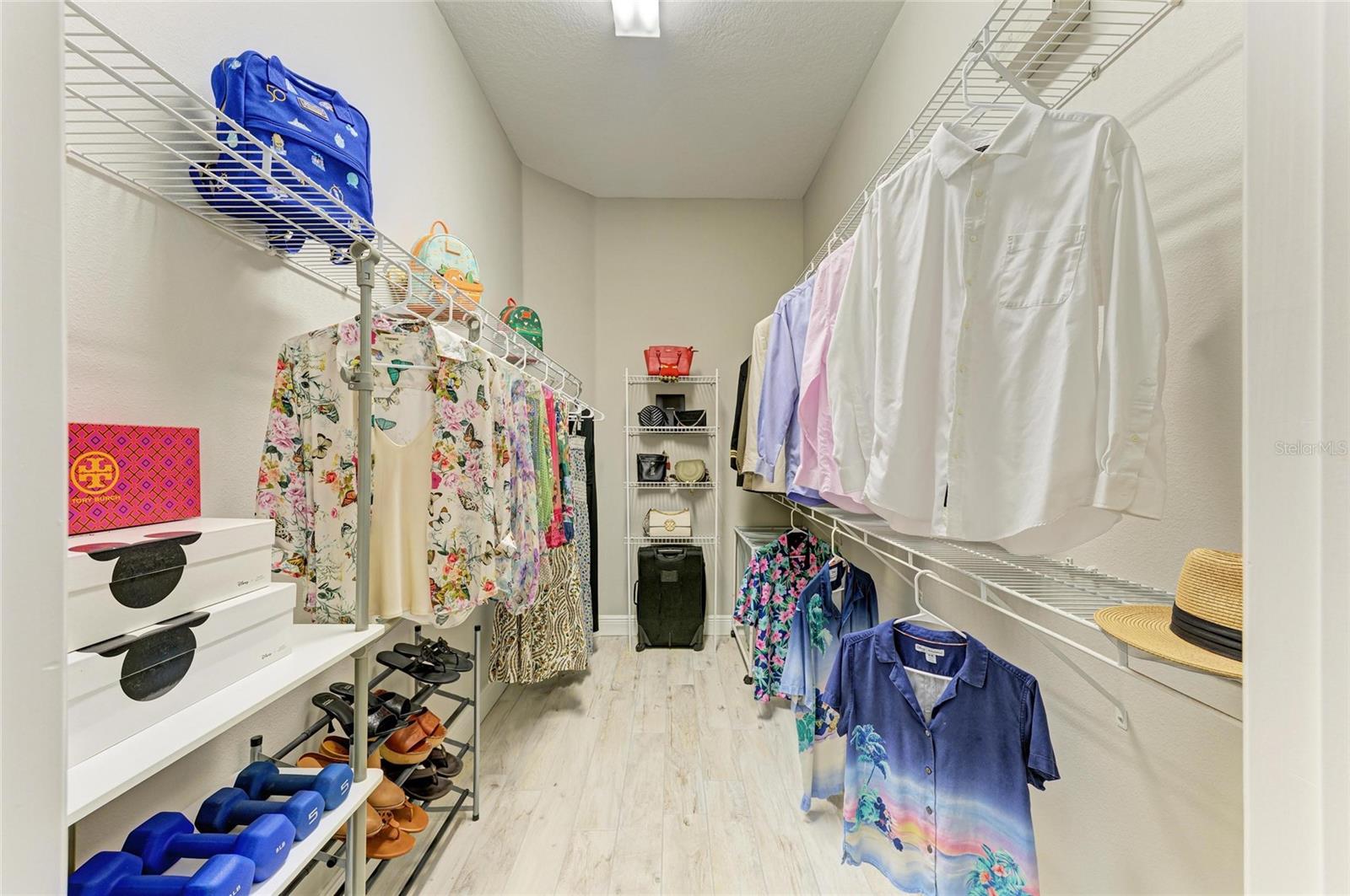 12175 MAPLE RIDGE DR