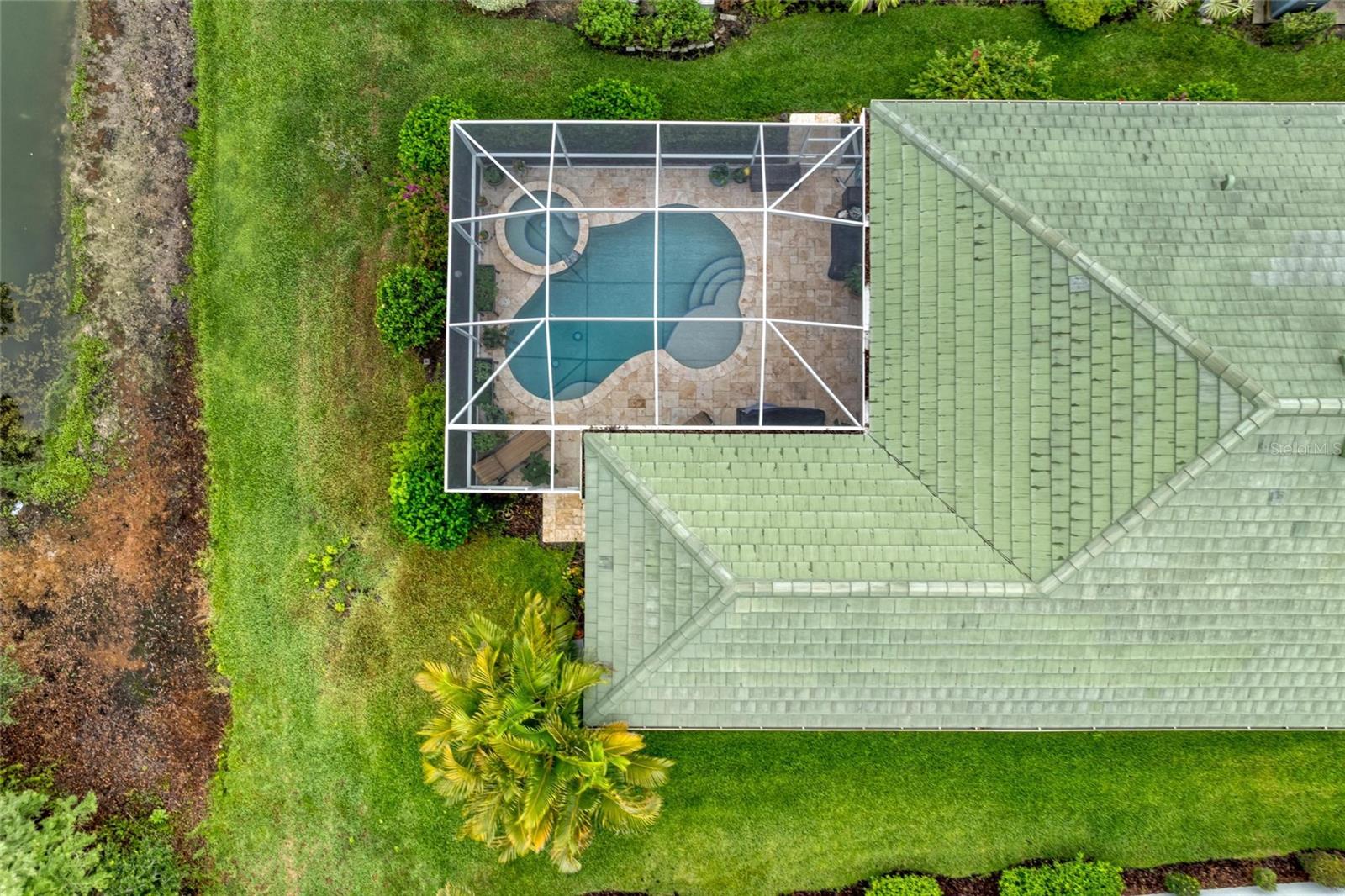12175 MAPLE RIDGE DR