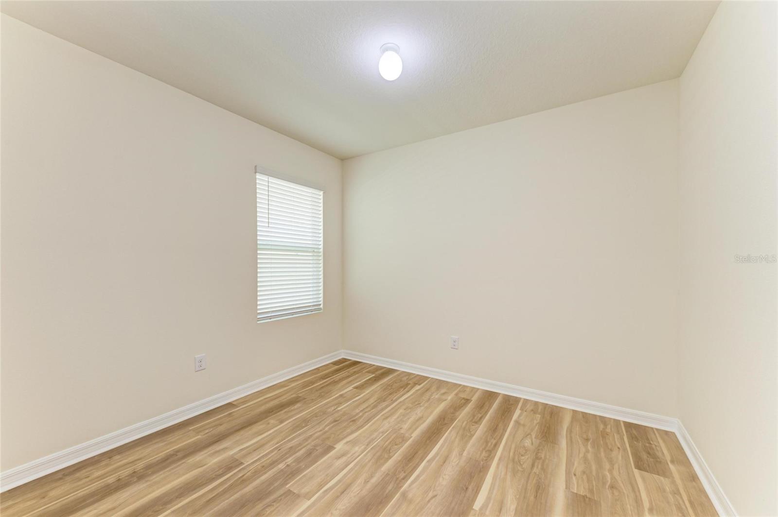 4206 PARK WILLOW AVE