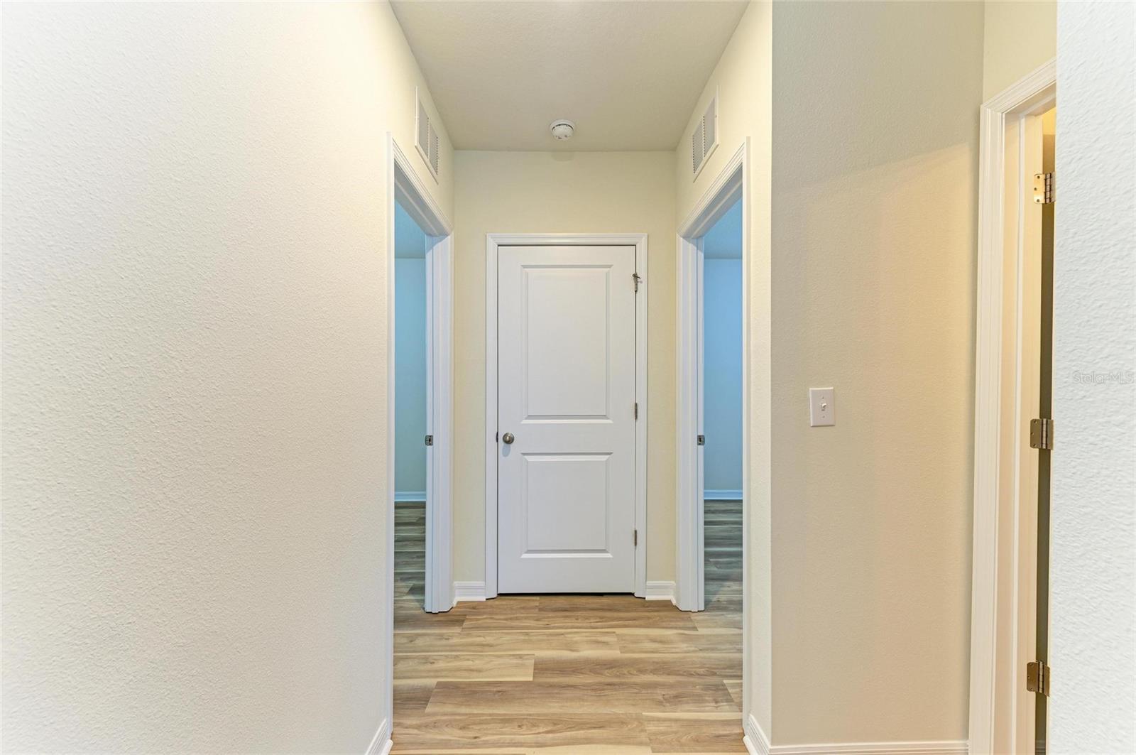 4206 PARK WILLOW AVE