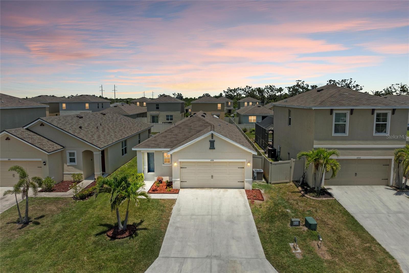 4206 PARK WILLOW AVE