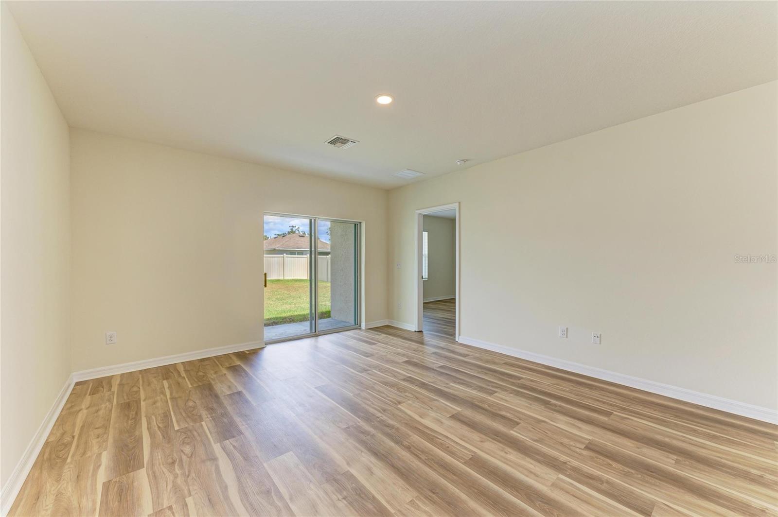 4206 PARK WILLOW AVE