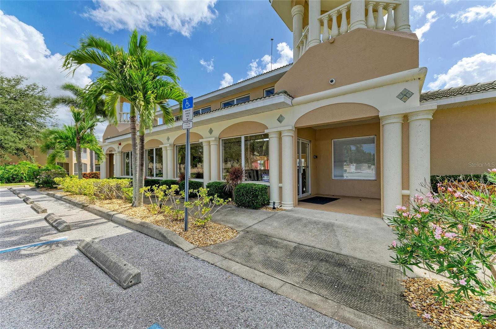 6654 7TH AVENUE CIR W #6654