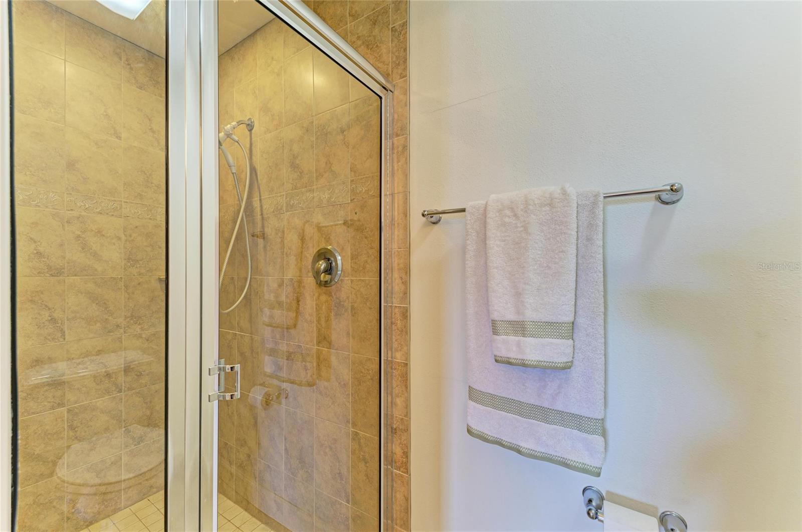 6654 7TH AVENUE CIR W #6654