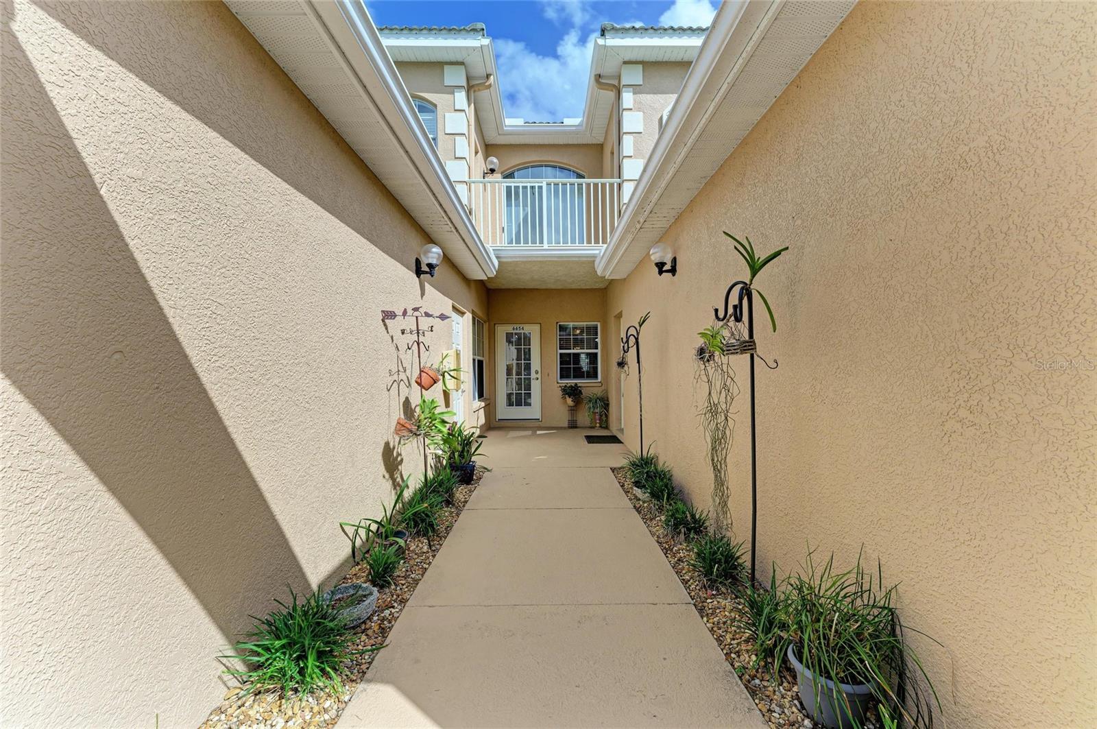 6654 7TH AVENUE CIR W #6654