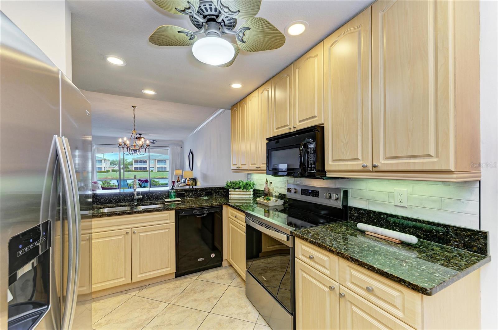 6654 7TH AVENUE CIR W #6654