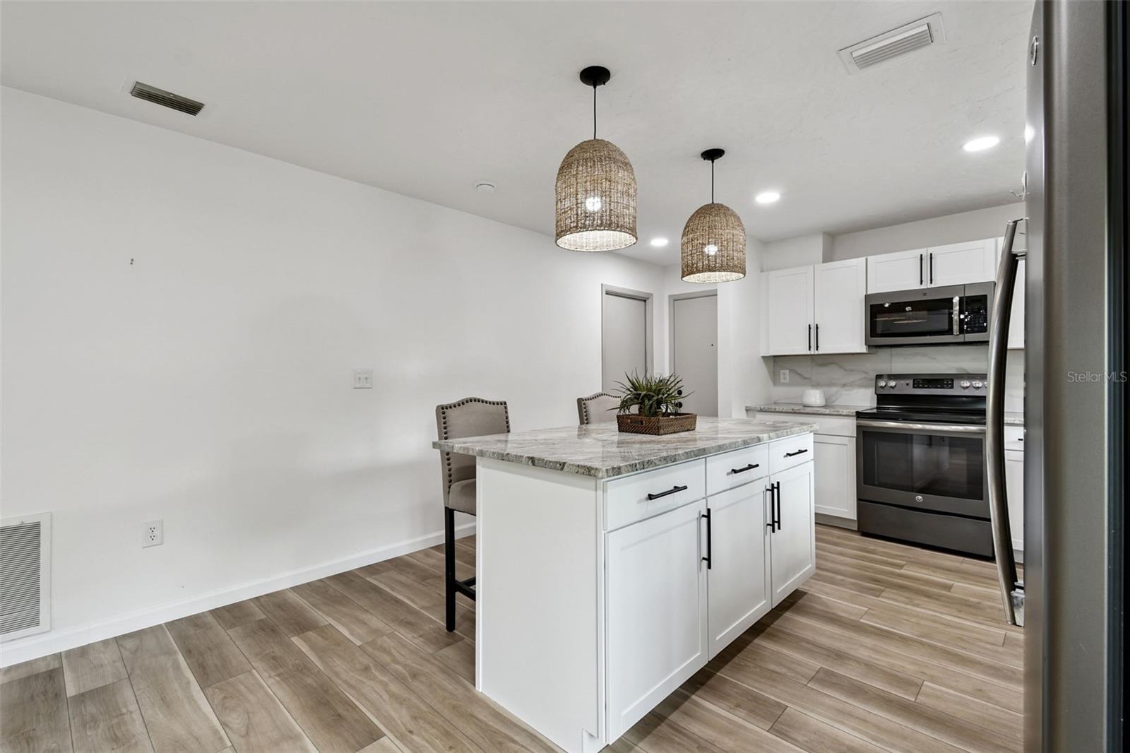 3500 EL CONQUISTADOR PKWY #301