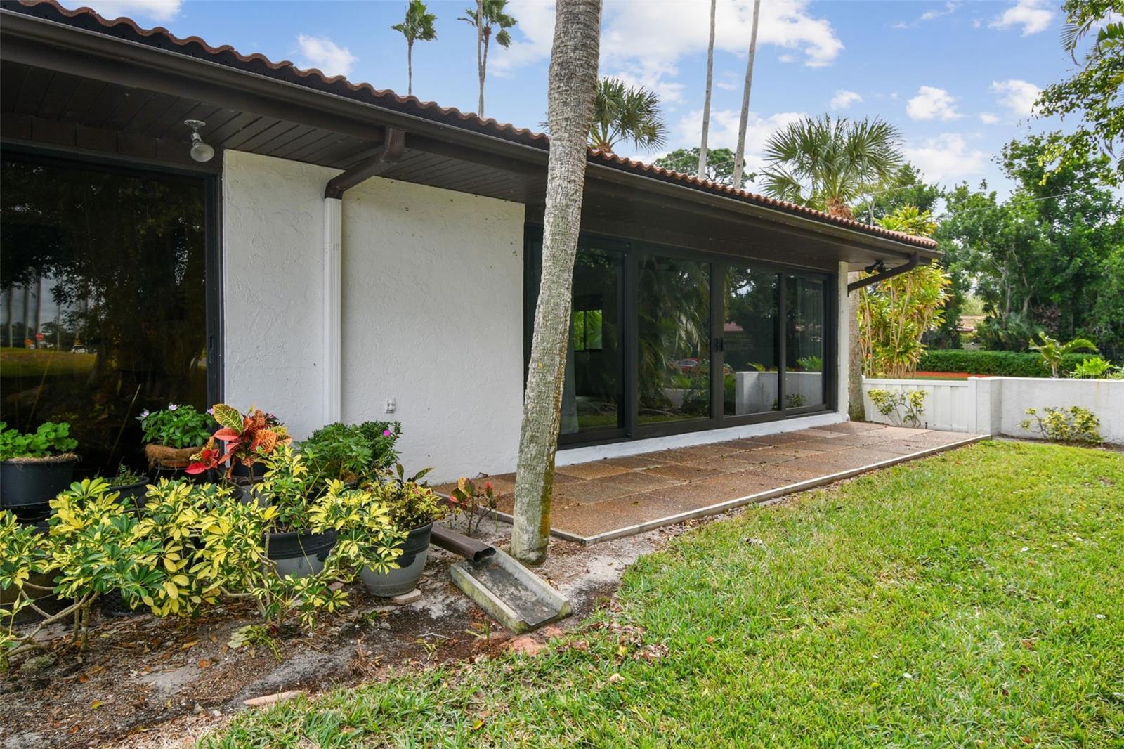 3500 EL CONQUISTADOR PKWY #301