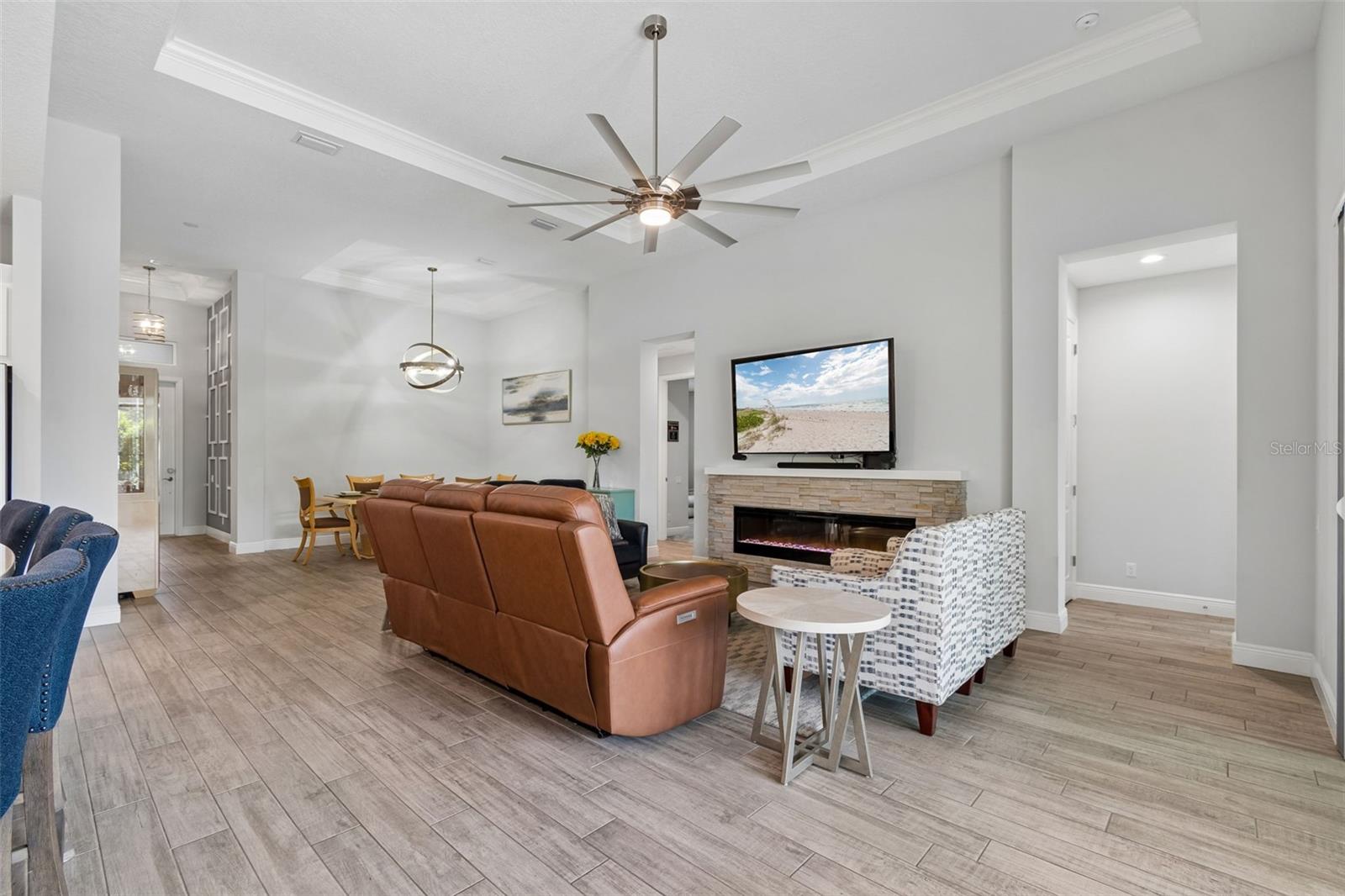 1008 SIBERIAN GLN