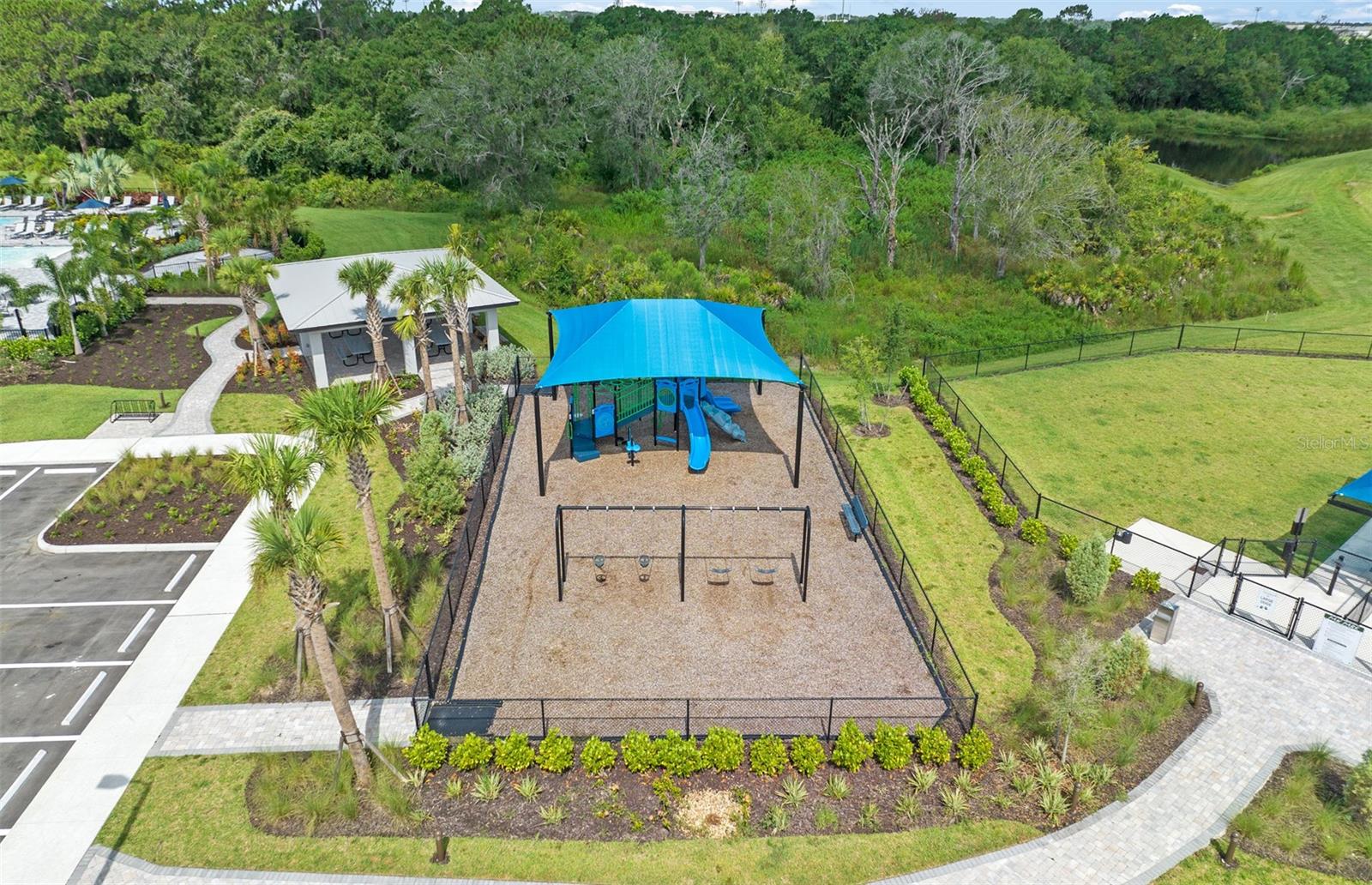 16305 PEBBLE RIDGE DR