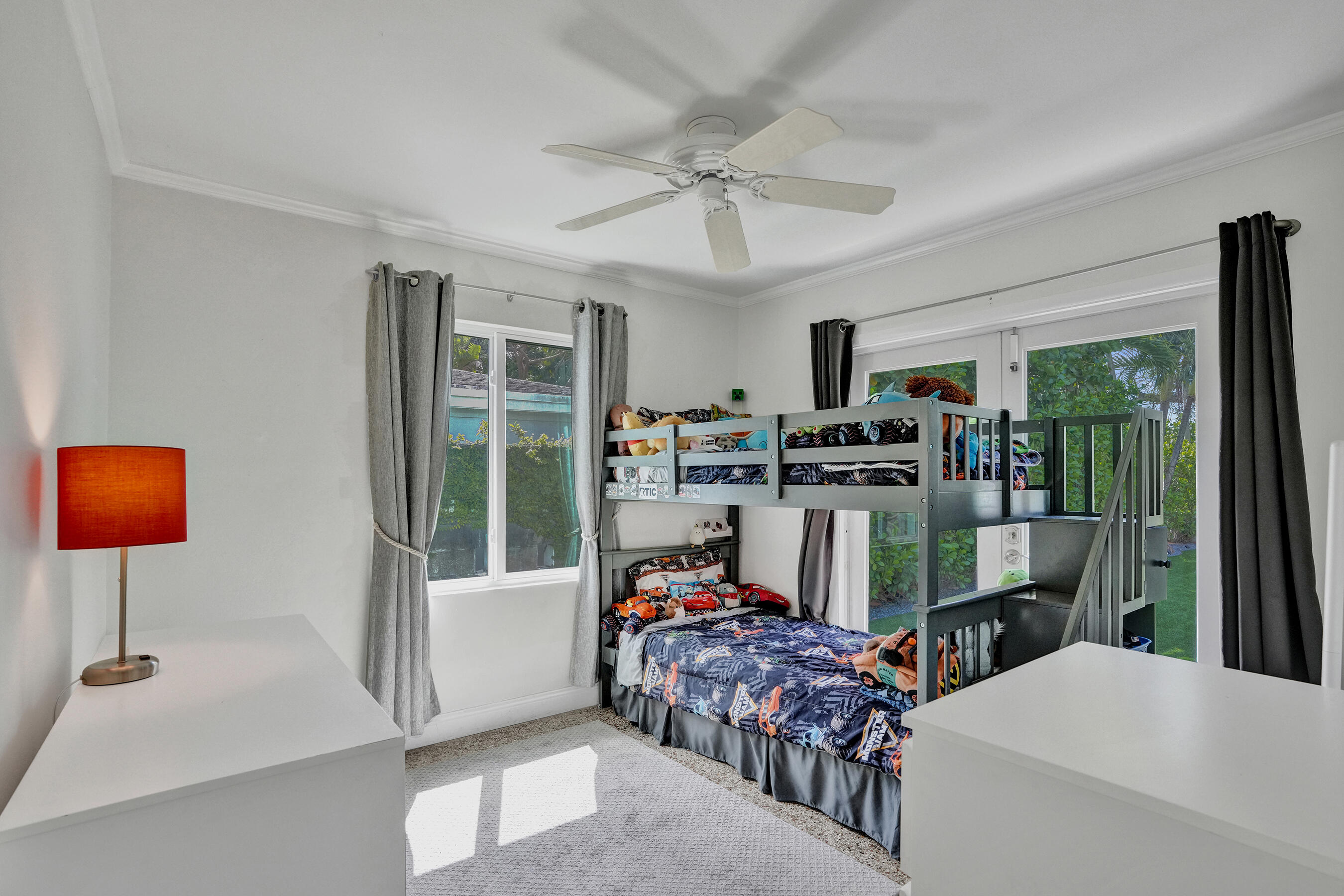846 SW 11th Court