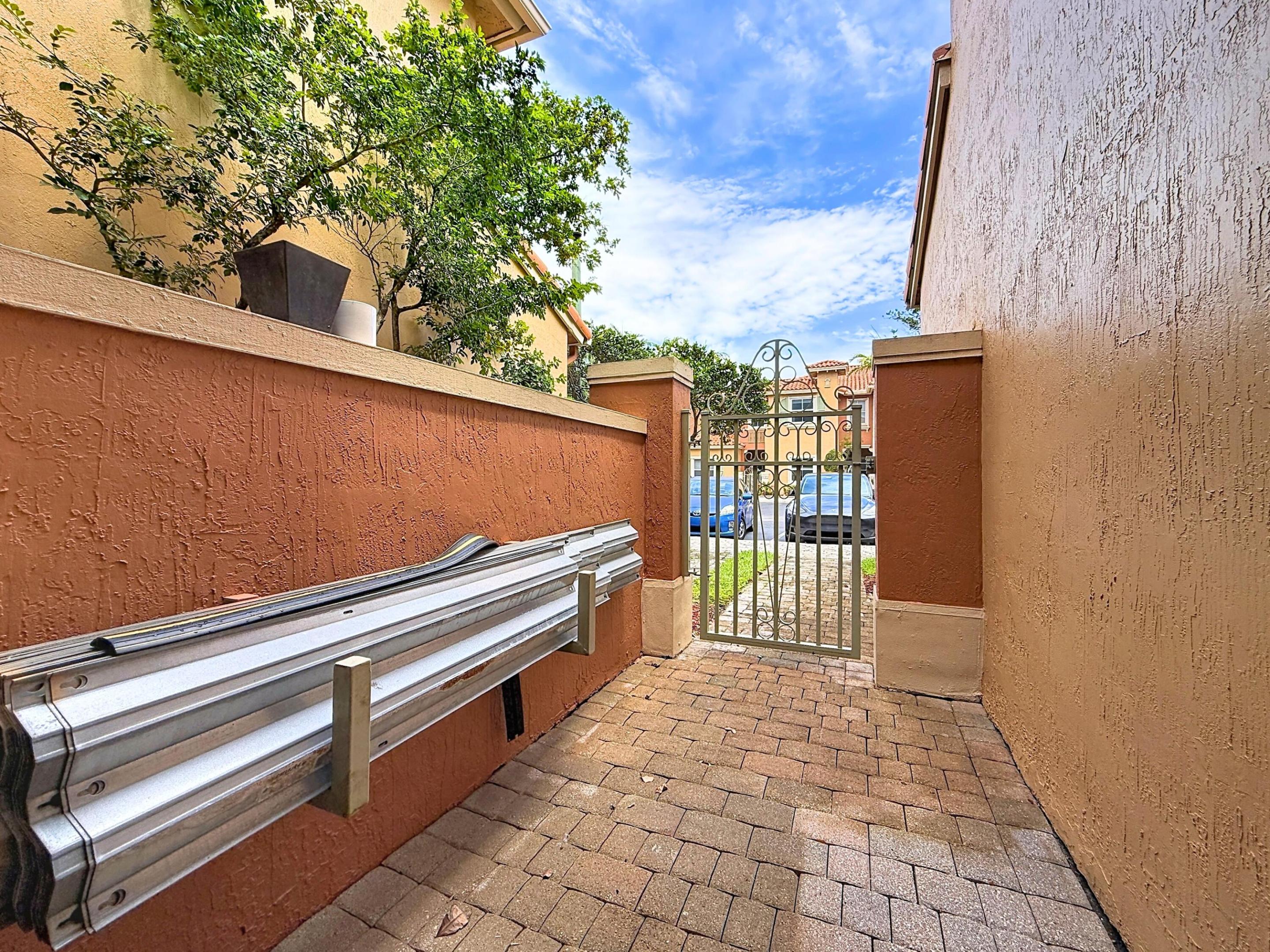2154 Anchor Court