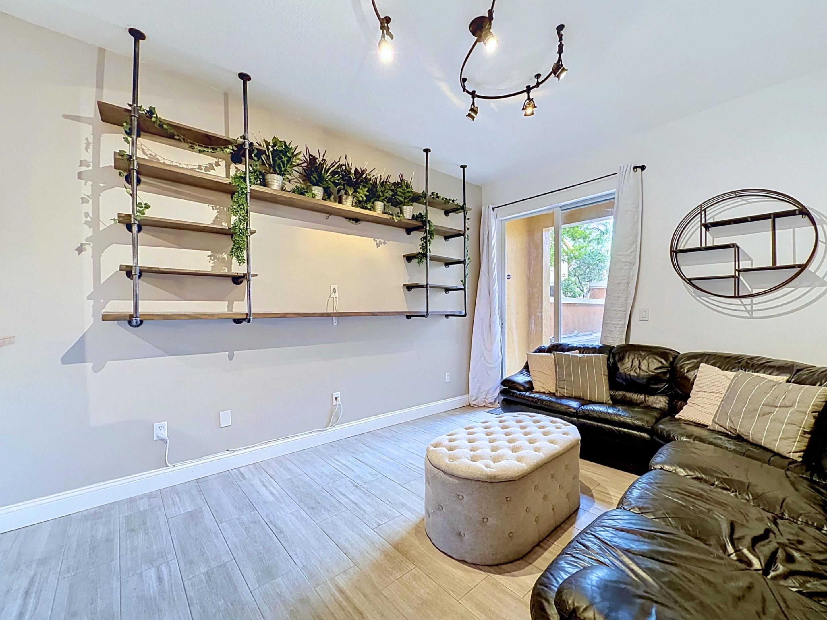 2154 Anchor Court