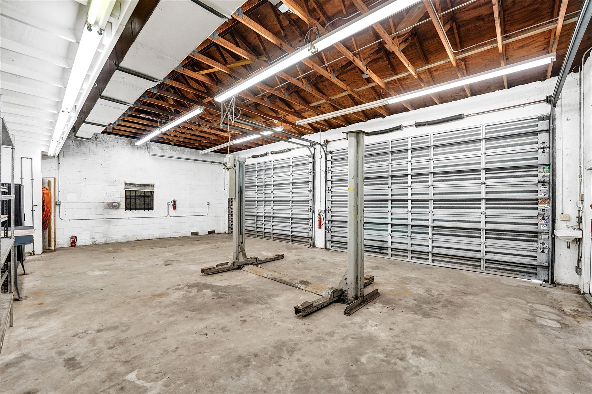 720 E Country Club Circle