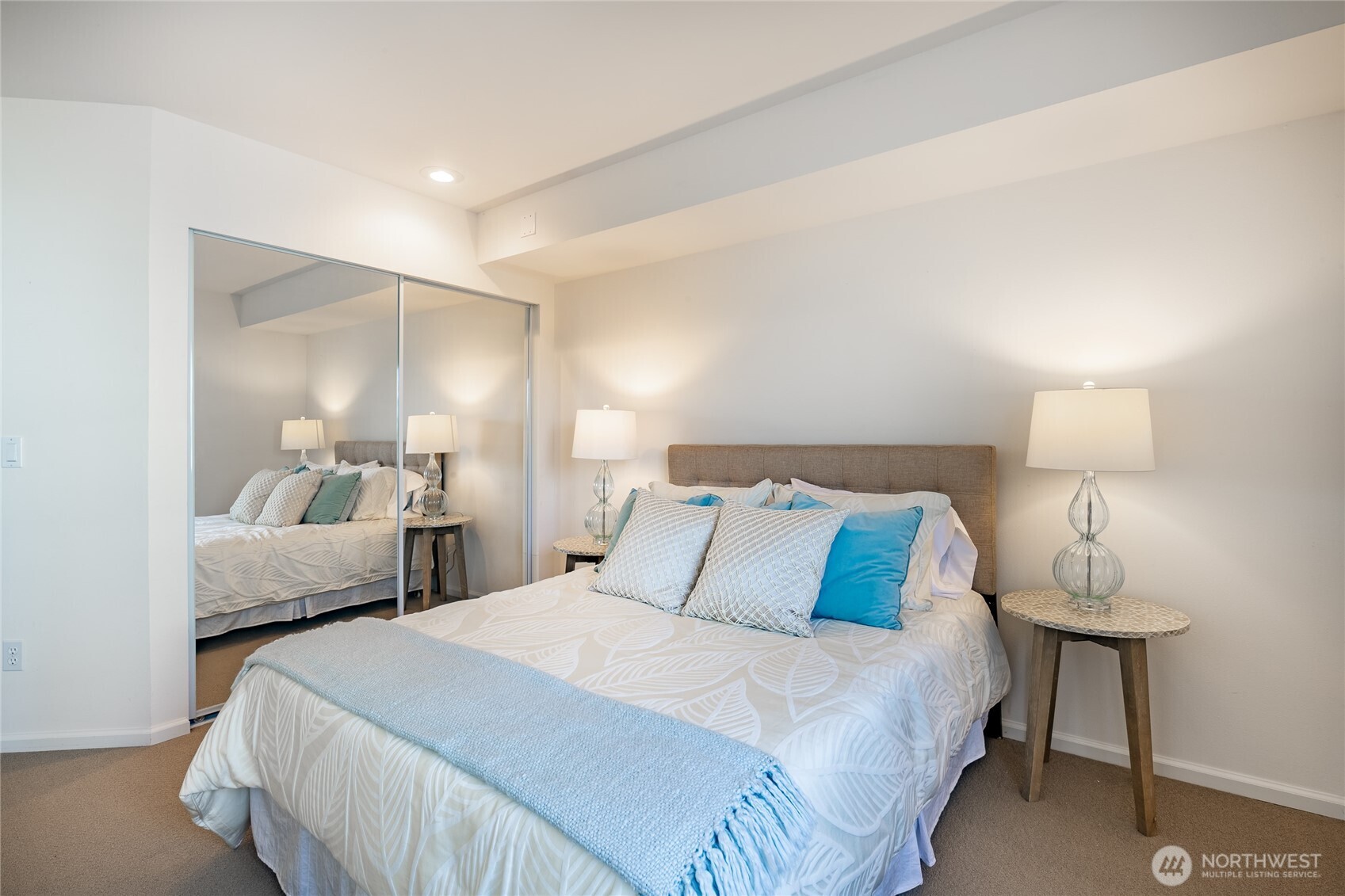 8012 Chinook Way