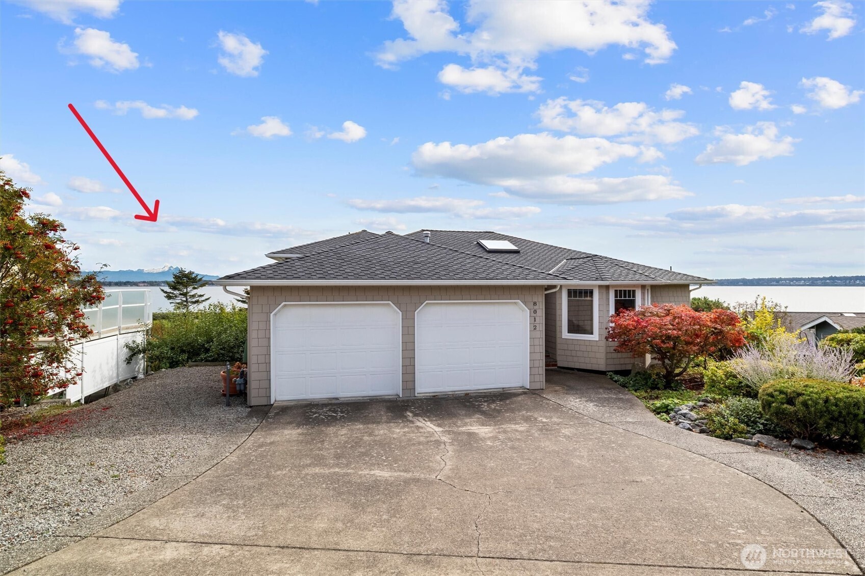 8012 Chinook Way