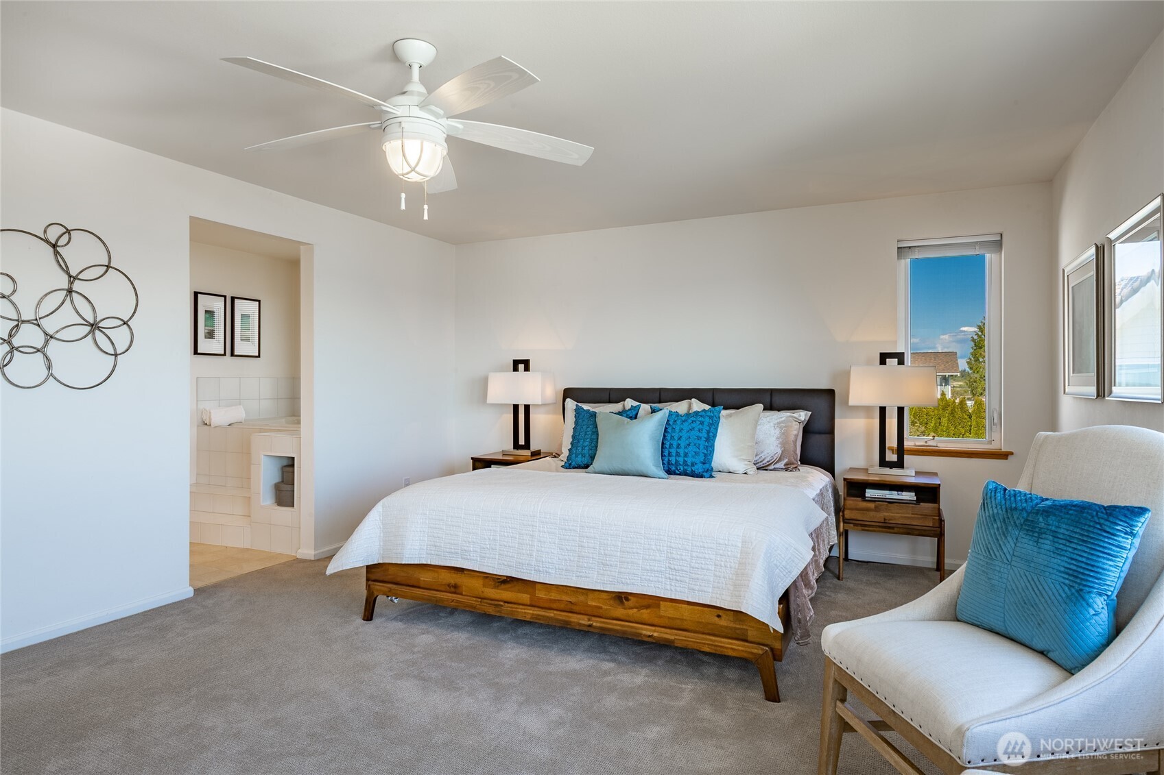 8012 Chinook Way
