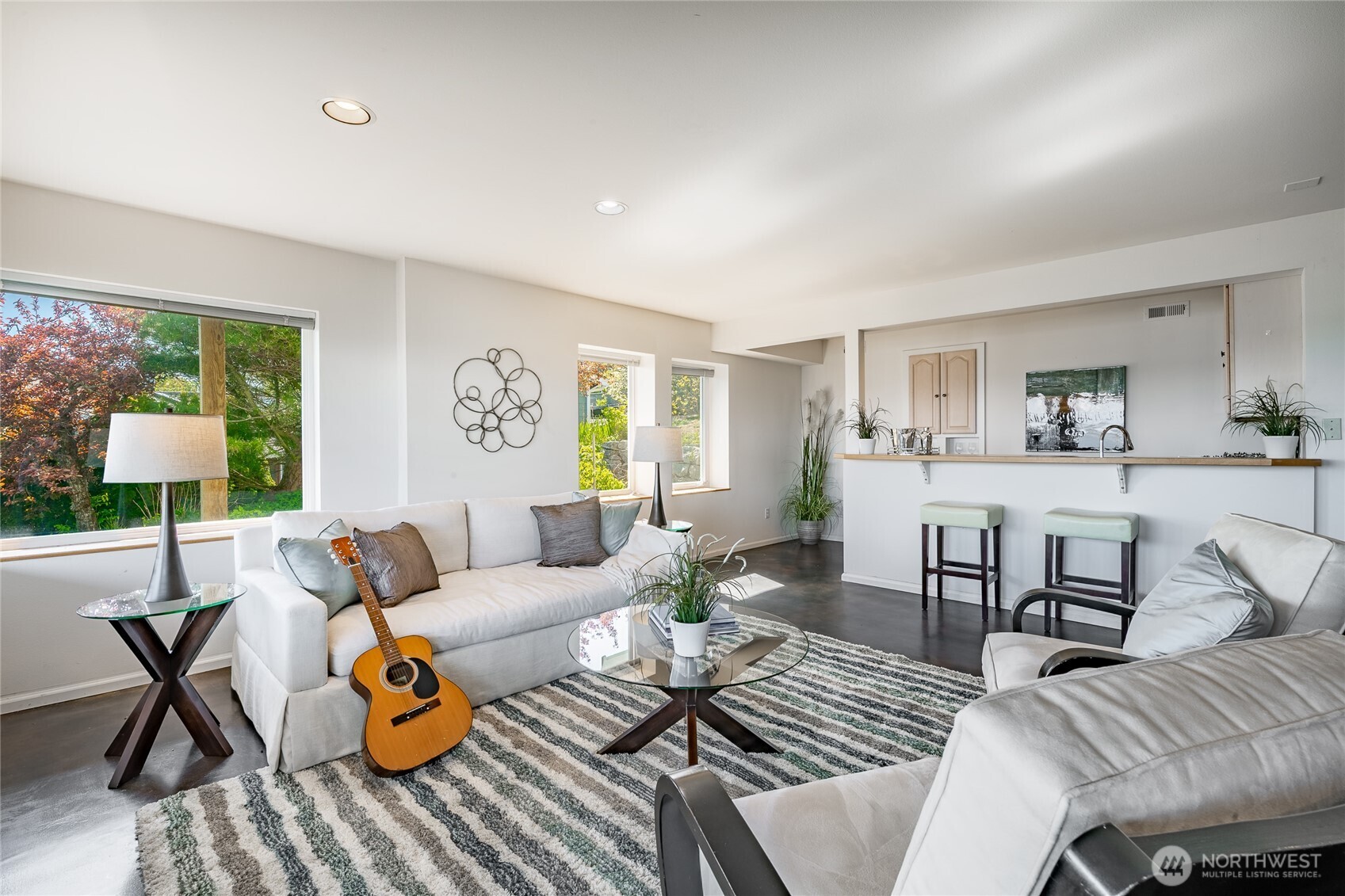 8012 Chinook Way