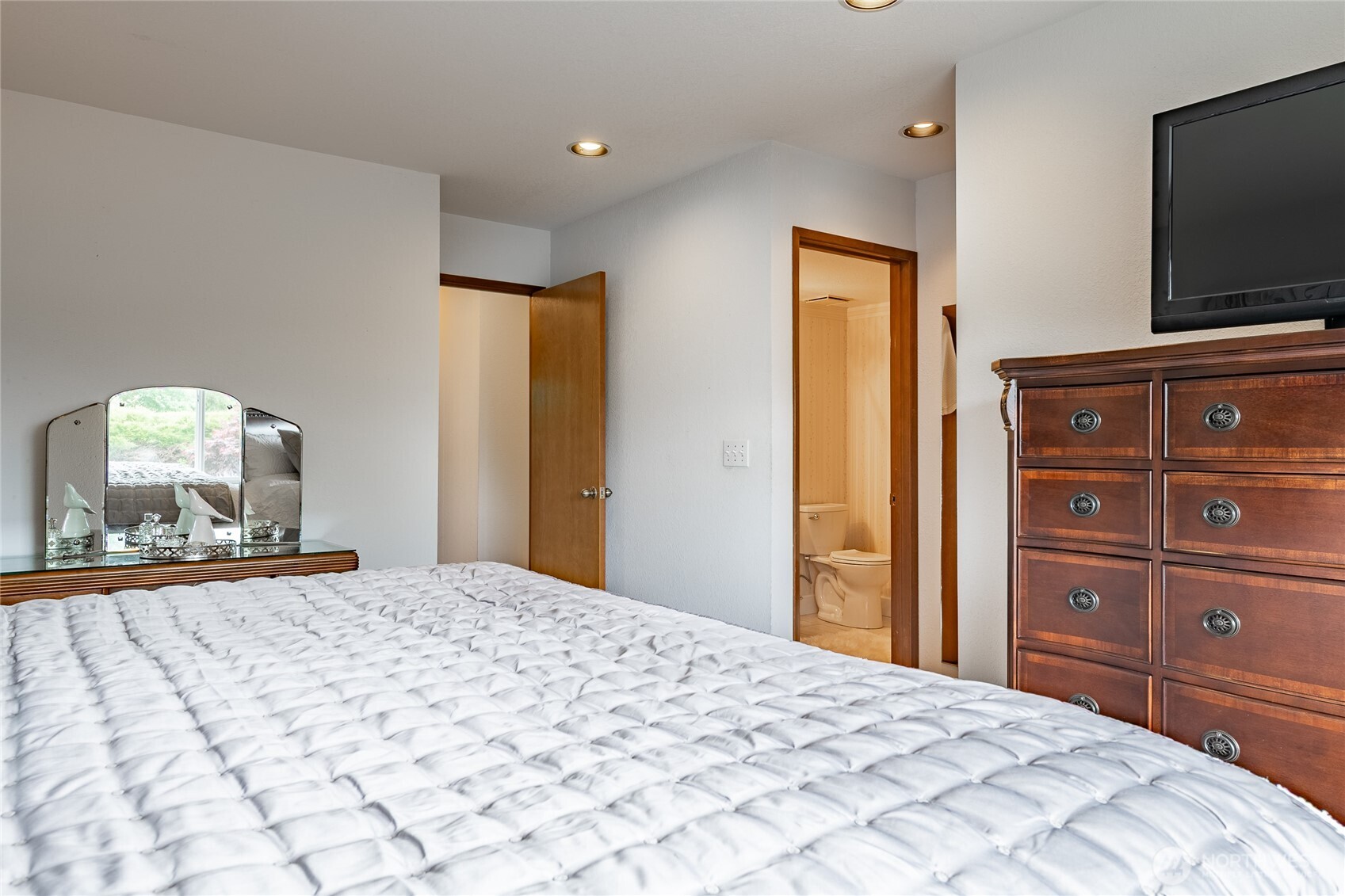 5409 Salish Road