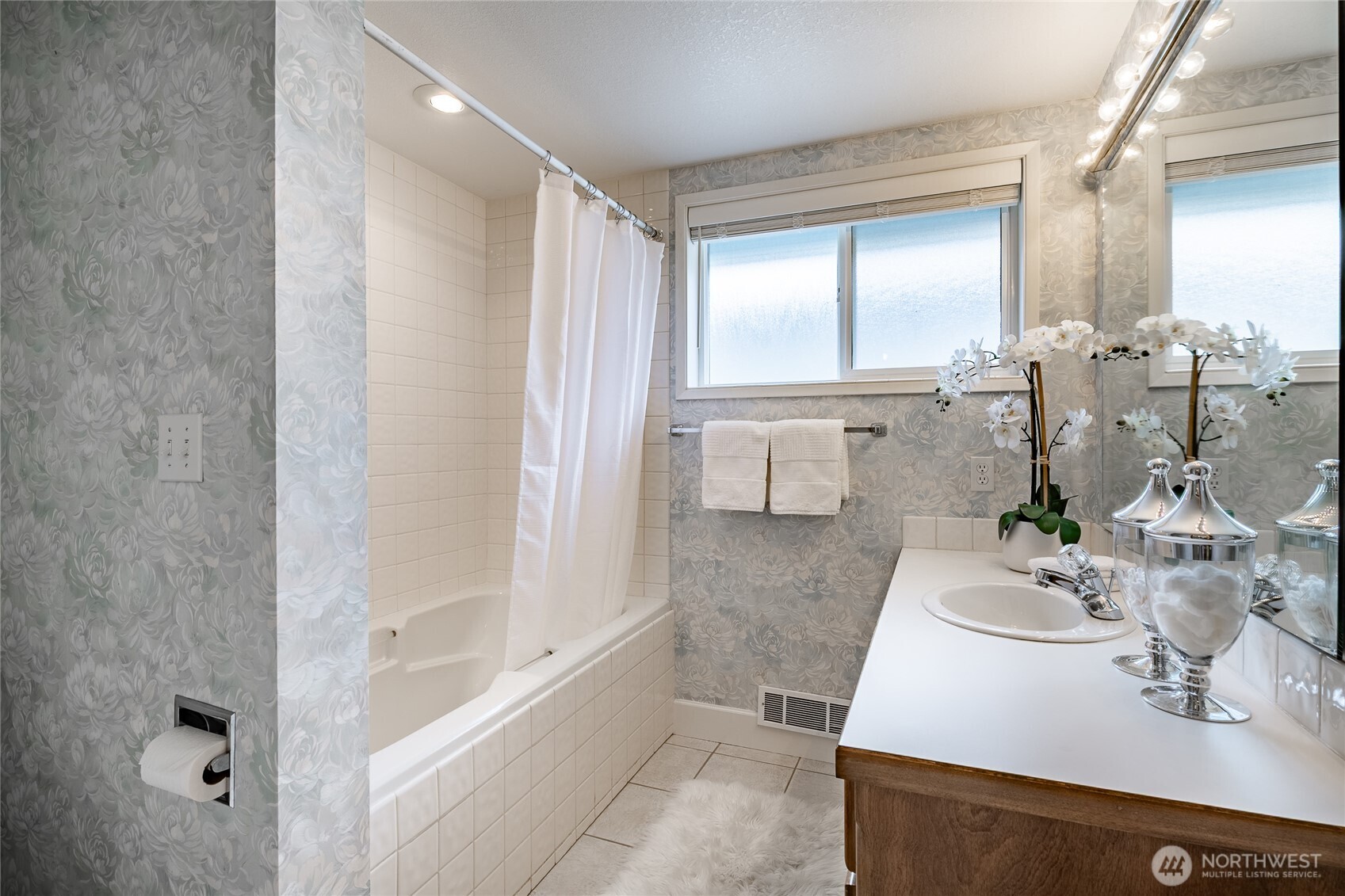 5409 Salish Road